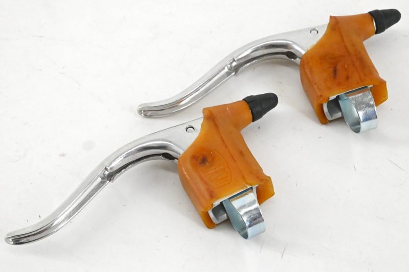 NOS Universal MOD.61 Brakes and Brake Levers - Image 7