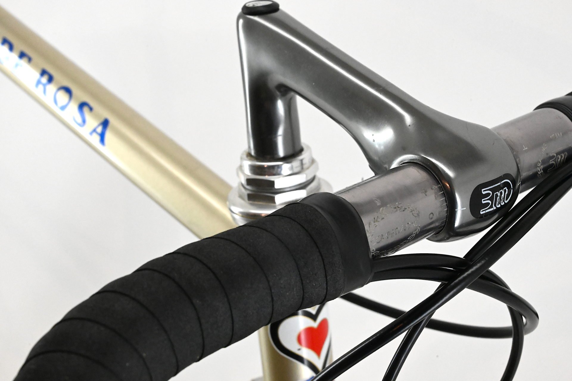 De Rosa Professional Campagnolo Chorus 10-Speed Size 53.5cm - Image 8