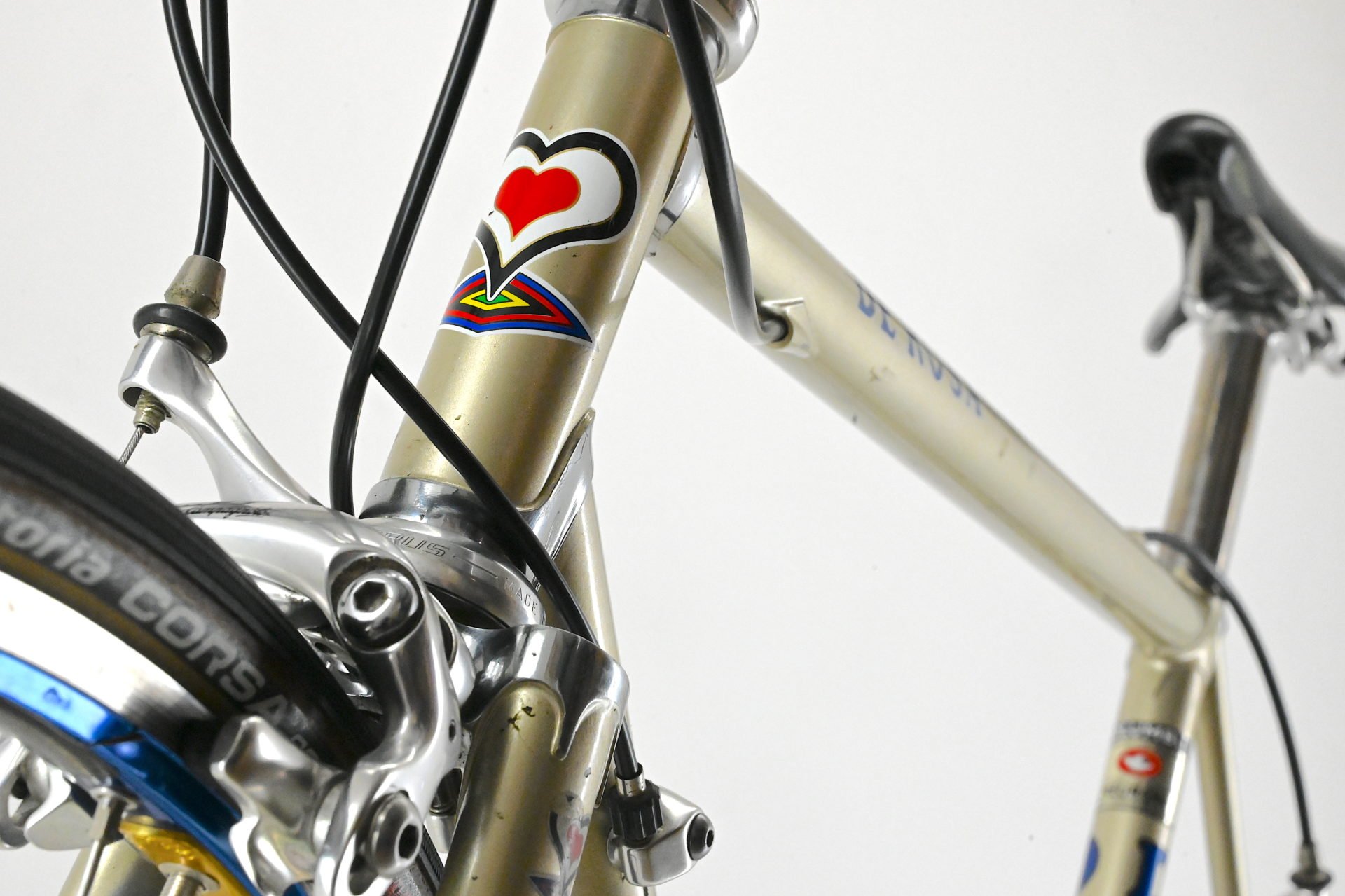 De Rosa Professional Campagnolo Chorus 10-Speed Size 53.5cm - Image 7