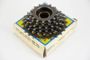 Regina Oro Screw On Freewheel Cassette 6-Speed 14-25