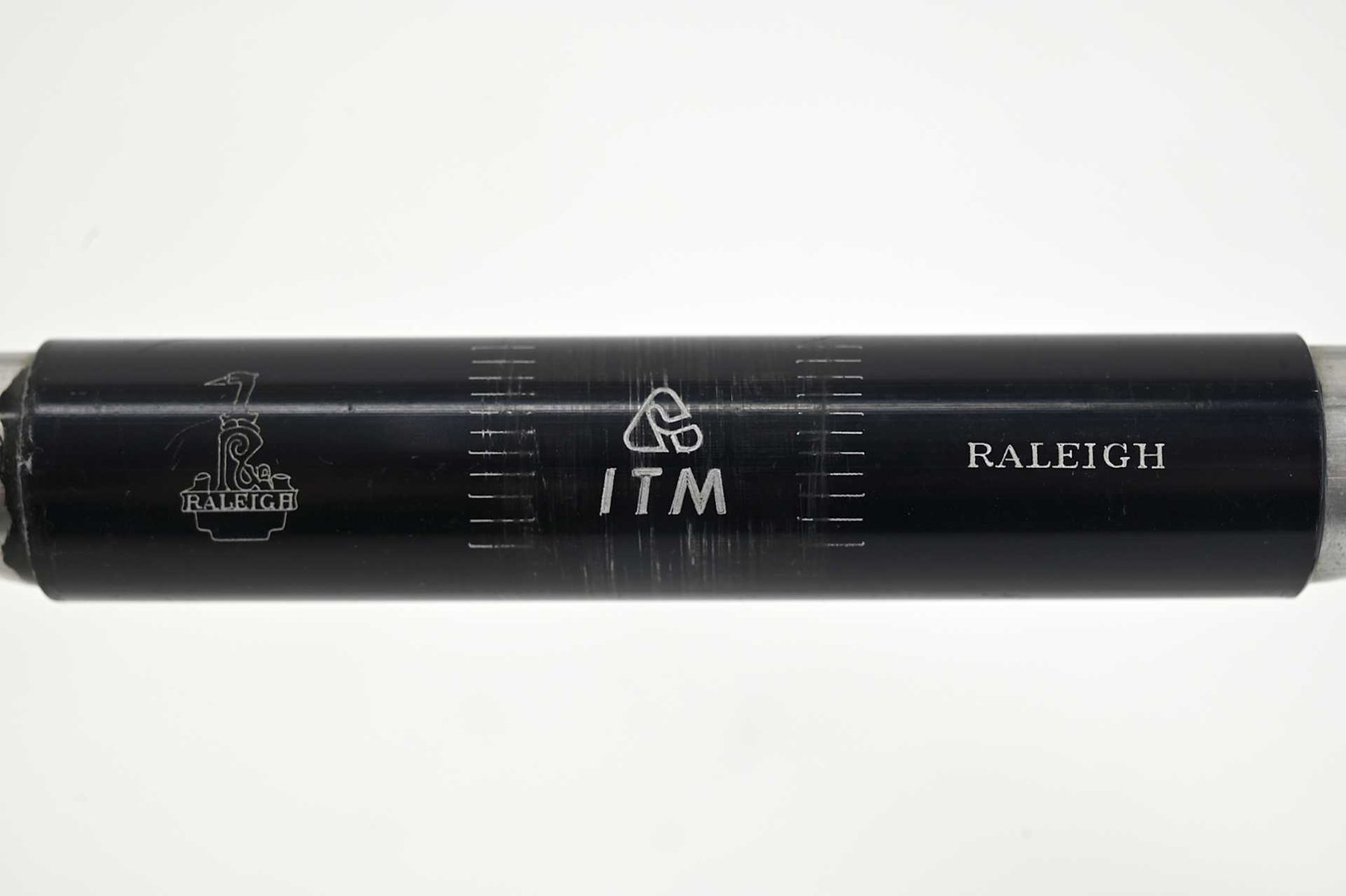 ITM Raleigh Handlebar 25.8mm 39.5cm - Image 2