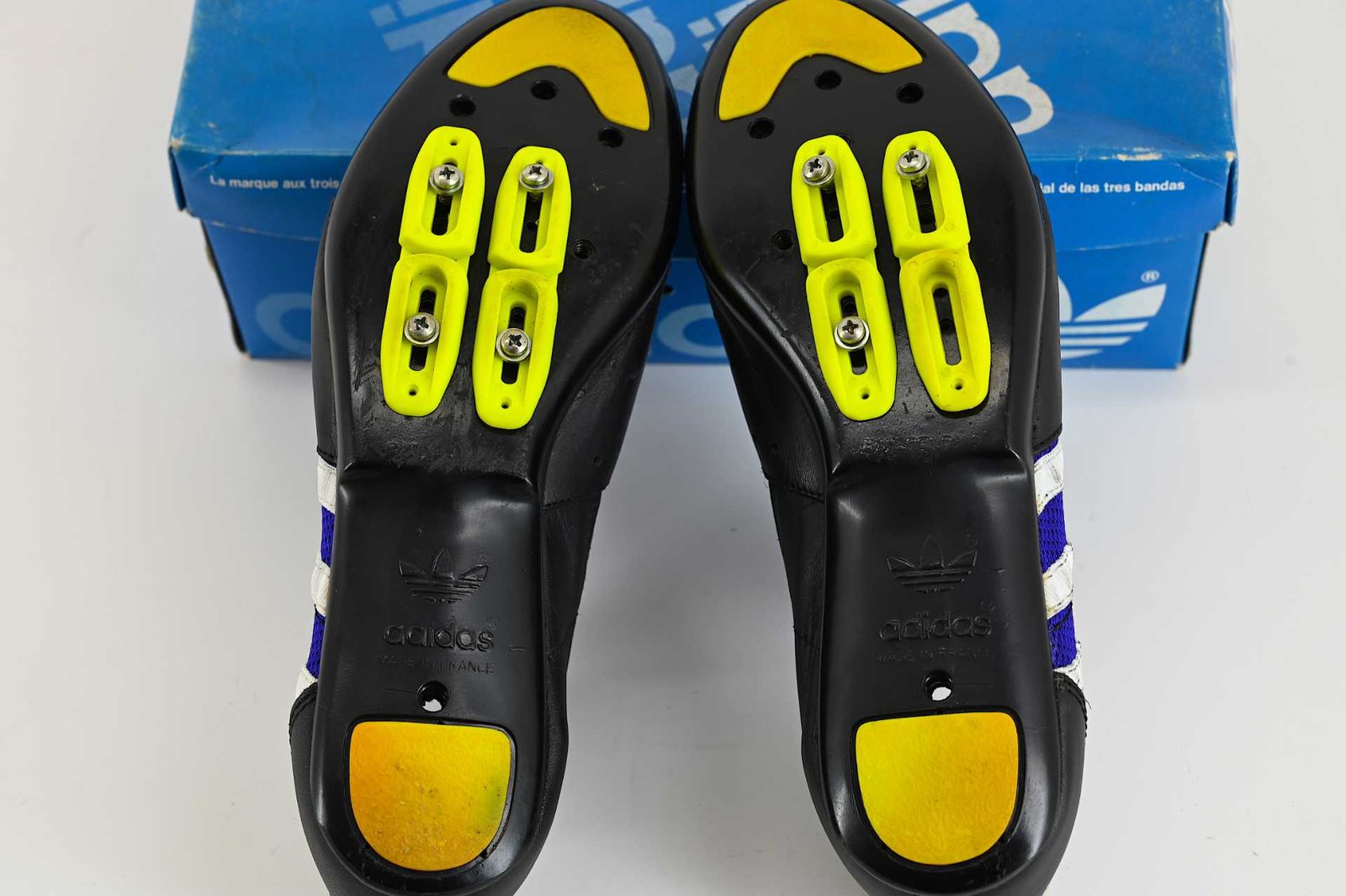 NOS/NIB Adidas Classic Cycling Shoes US Size 9 - Image 5