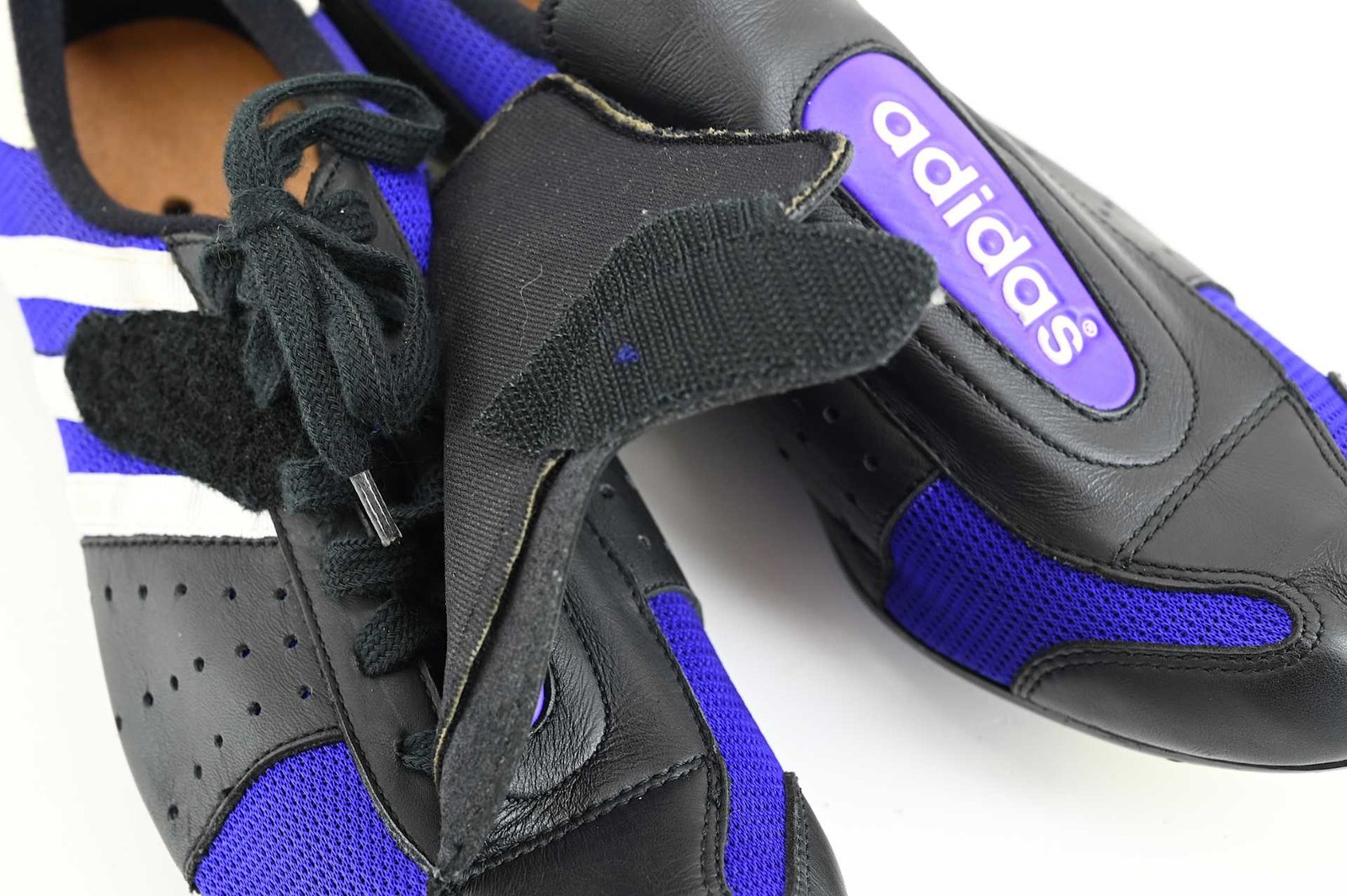 NOS/NIB Adidas Classic Cycling Shoes US Size 9 - Image 3