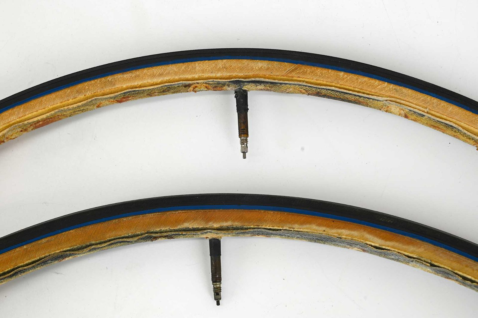 Wolber 22 Tubeless Triathlon Tubular Tires 28" - Image 4