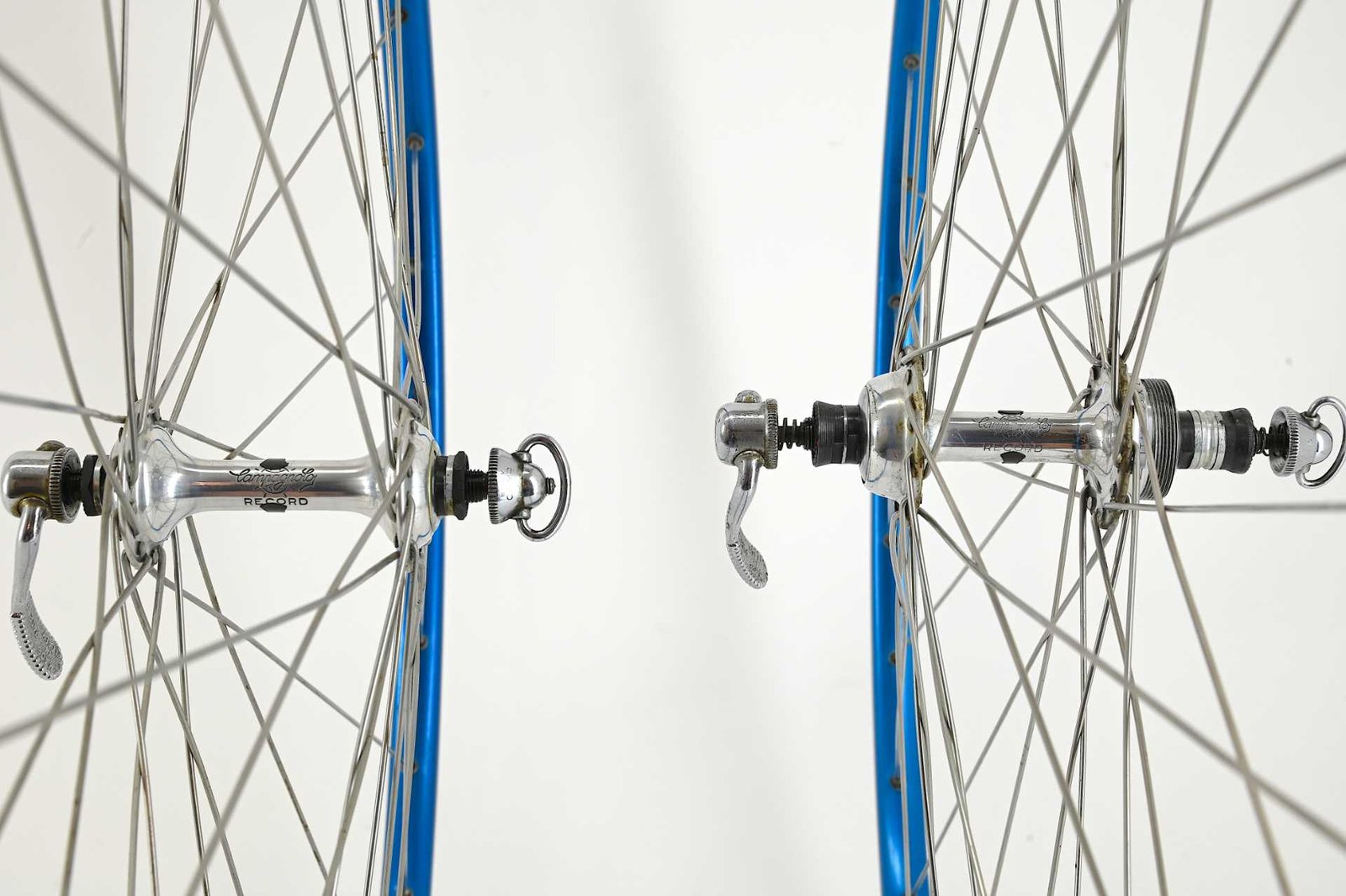 Campagnolo Record / Super Champion Arc en Ciel 36 Hole Wheelset Blue Anodized 28" Tubular - Image 3