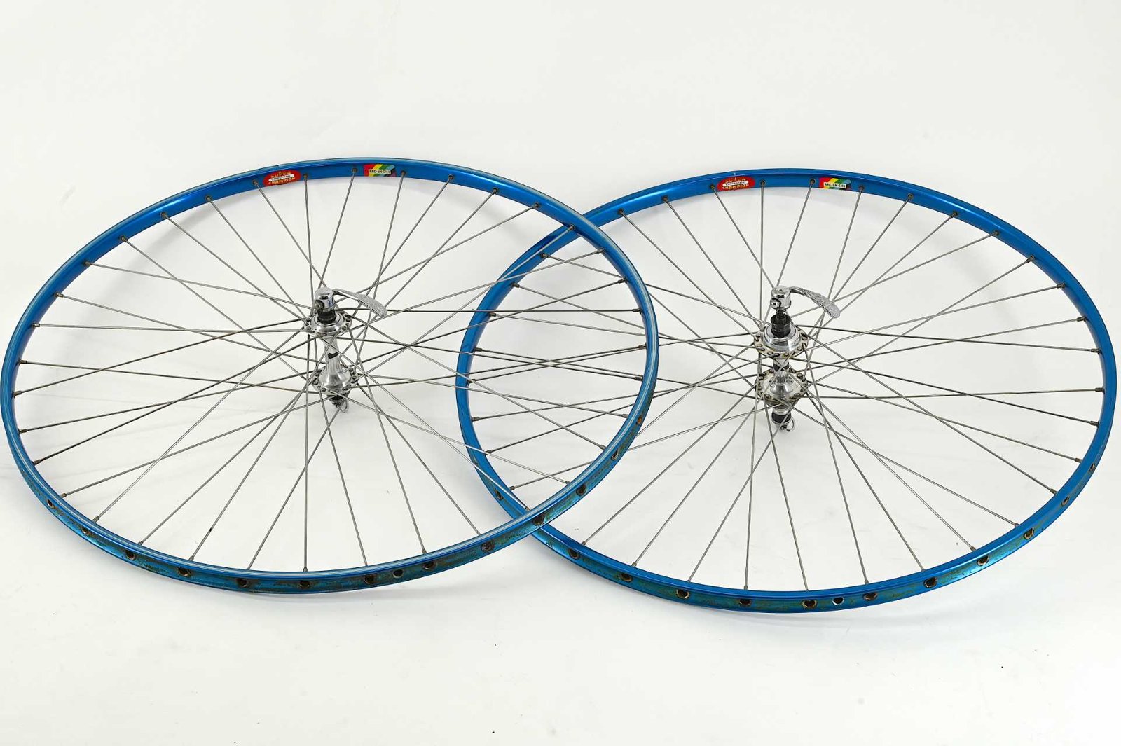 Campagnolo Record / Super Champion Arc en Ciel 36 Hole Wheelset Blue Anodized 28" Tubular - Image 10