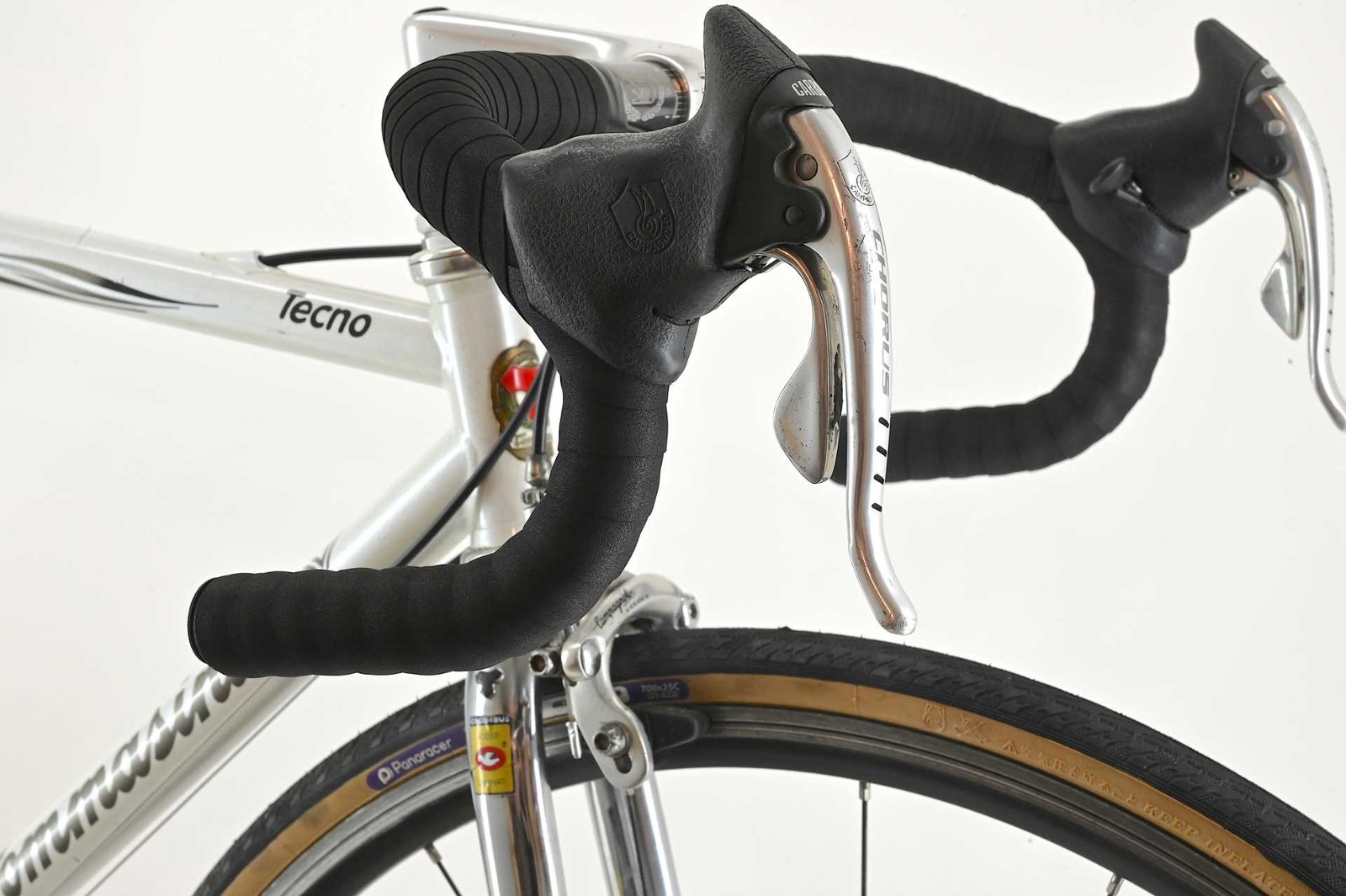 Tommasini Tecno Road Bicycle Columbus Genius Campagnolo Chorus 8-Speed Size 49.5 - Image 13