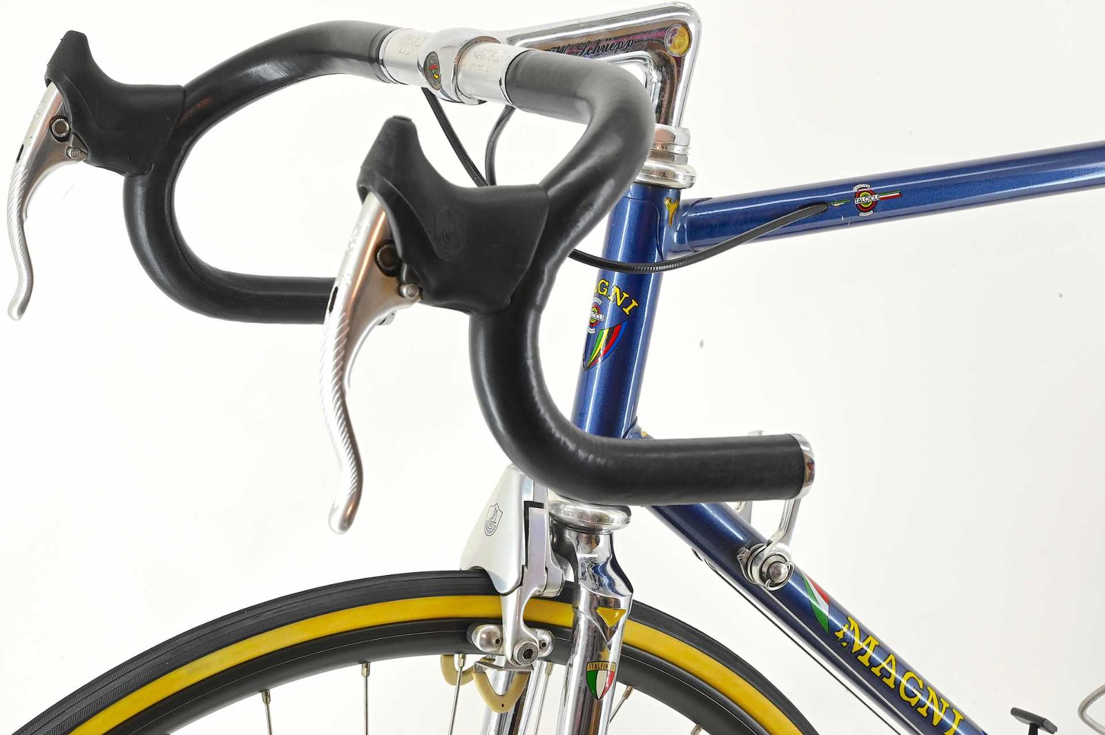 Magni Exklusiv Road Bicycle Campagnolo C-Record ICS Size 57 - Image 7