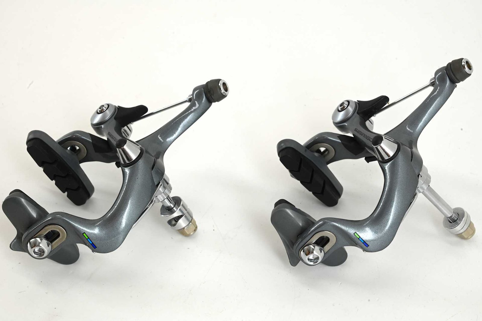 NOS/NIB Shimano 600 Tricolor Ultegra Brakes Long Axle - Image 6