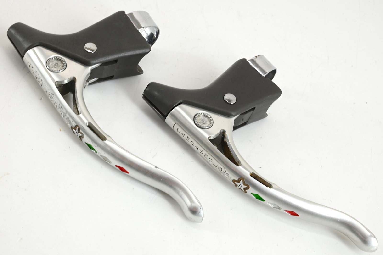 Campagnolo Nuovo Record brake levers Olmo pantographed drilled - Image 4